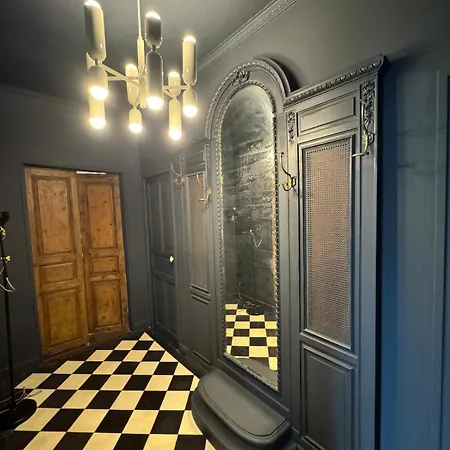 Au Charme De L'ancien شقة *