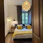 Au Charme De L'ancien בסטיה