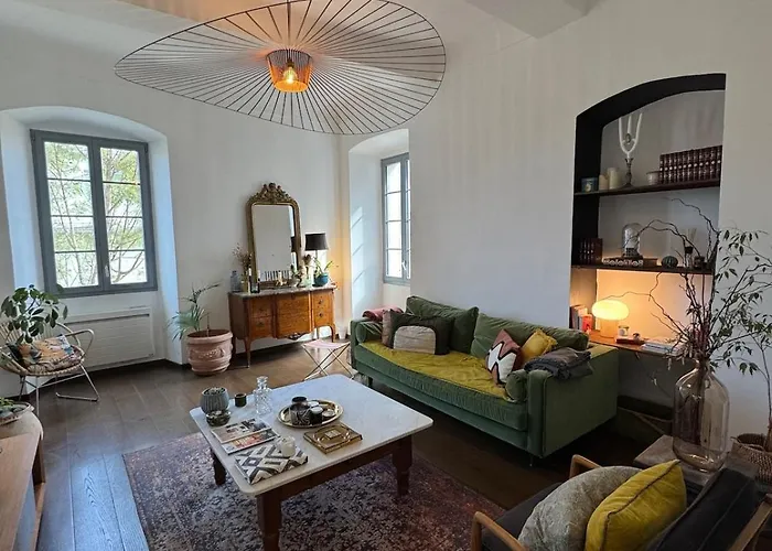 Au Charme De L'ancien 公寓